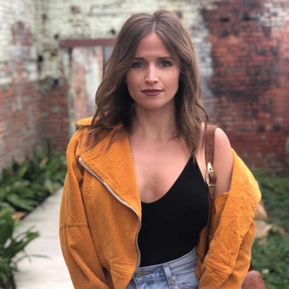 Meet your Posher, Sage - Picture 1 of 1